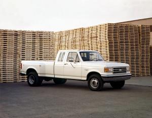 1990 Ford F-350 XLT Lariat Super Cab